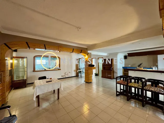 Restaurante 2 habitaciones 192m² en venta - Colònia de Sant  - foto 4