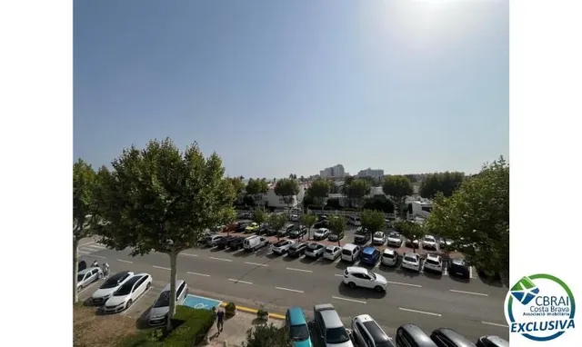 Apartamento de playa en la hermosa Costa Brava directamente en 1ª línea de mar en Empuriabrava — 15