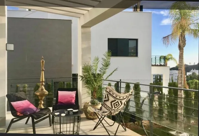 Villa 4 habitaciones 300m² en alquiler - Costa Del Sol — 34