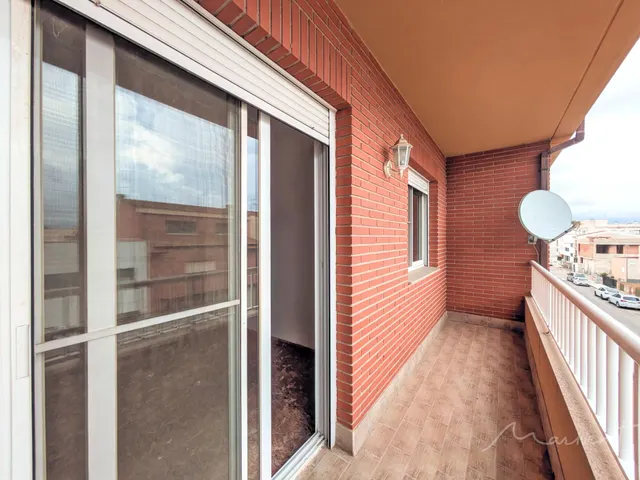 CASA ADOSADA EN VENTA AMPUESTA ZONA VALLETES — 11
