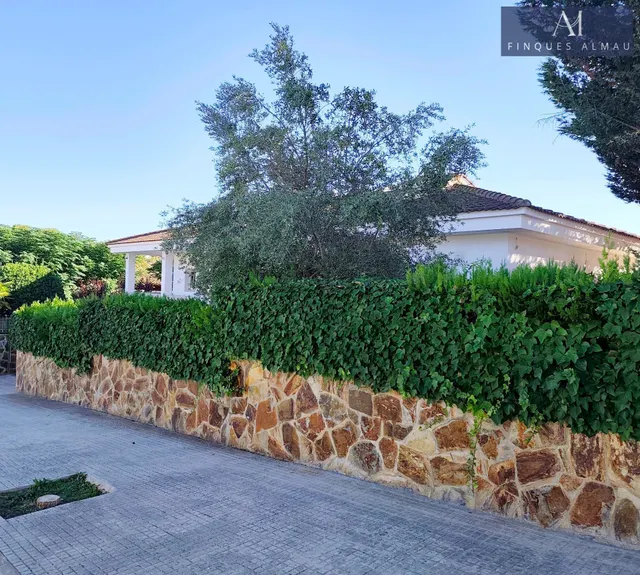 Casa o chalet independiente en venta en Olèrdola — 50