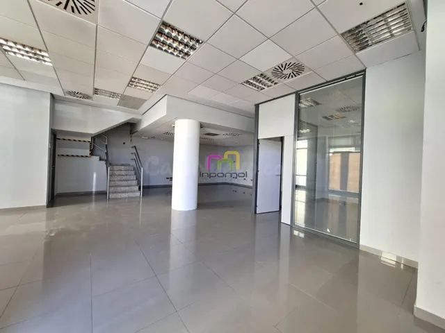 MODERNA OFICINA EN ALQUILER EN Avda. ELVAS - BADAJOZ - foto 4