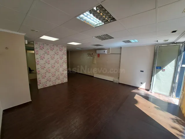 LOCAL COMERCIAL EN ALQUILER - foto 5