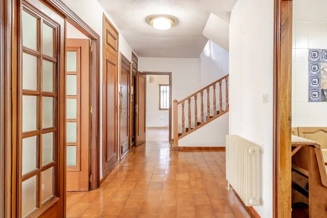 chalet independiente con la mejor parcela en la prestigiosa  urbanización de el serrallo — 15