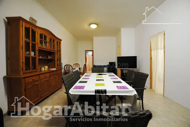 EXTERIOR CON TERRAZA JUNTO A LA PLAYA