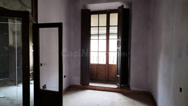 SE VENDE CASONA EN DUEÑAS - foto 4