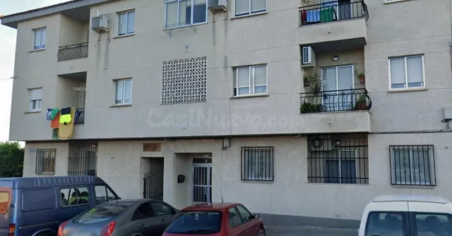 Se VENDE PISO EN CORIA