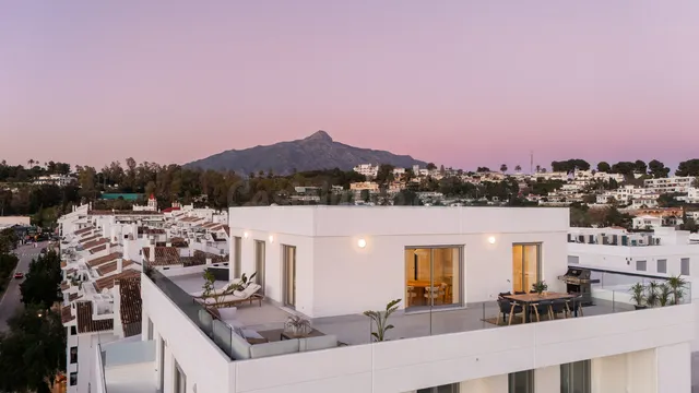 Ático 4 habitaciones 116m² en venta - Marbella