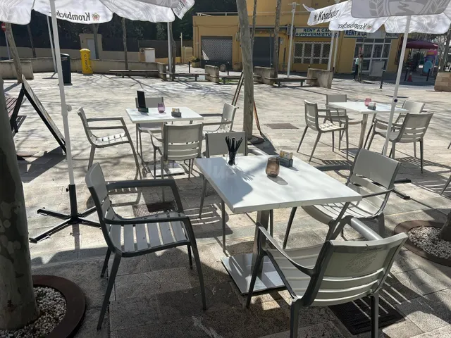 BAR CAFETERIA CON GRAN TERRAZA - foto 4