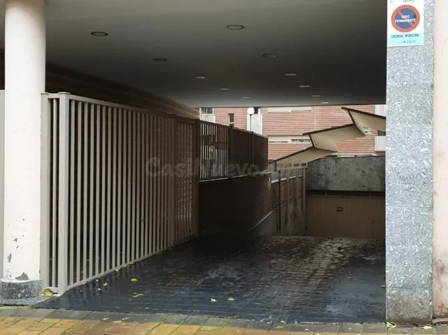 EN VENTA GARAJE EN CÁCERES - foto 2