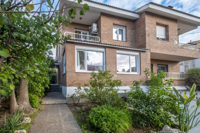 Gran casa en Urb Covamar de 5 hab con garaje de 3 vehículos