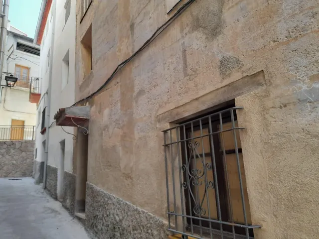 OPORTUNIDAD CASA DE PUEBLO EN GARCIA  (Ribera d´Ebre) PARA REFORMAR — 38