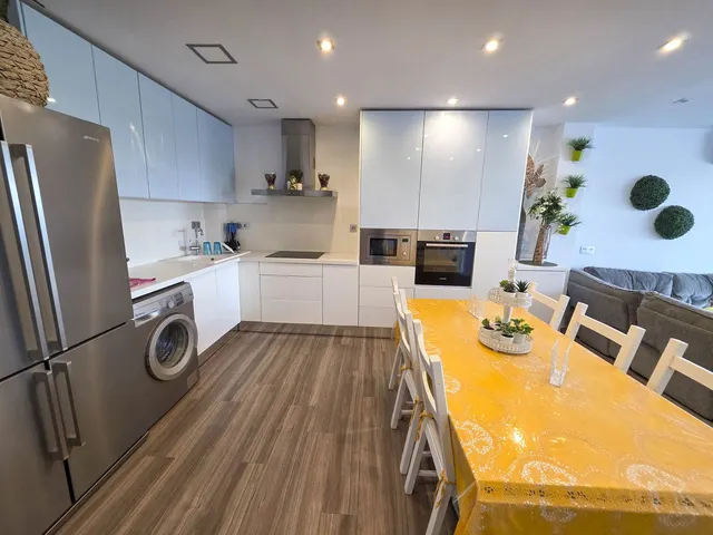 Apartamento 1 habitación 65m² en venta - Costa Del Sol — 41