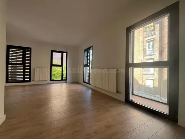Piso Nuevo en Pleno Casco Antiguo de Burgos - €1200 - foto 2