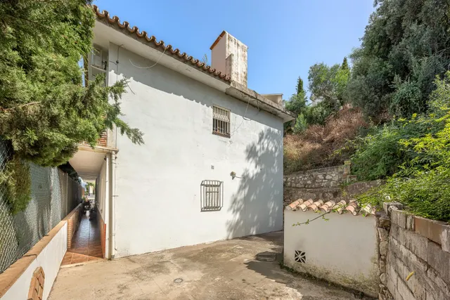 Chalet independiente con 2 viviendas , Carretera de Mijas , Malaga — 40