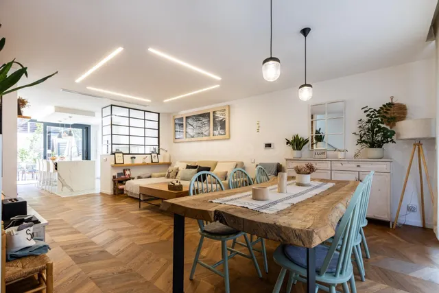 CASA SEMINUEVA PASSIVE HOUSE CON GARAJE Y JARDÍN