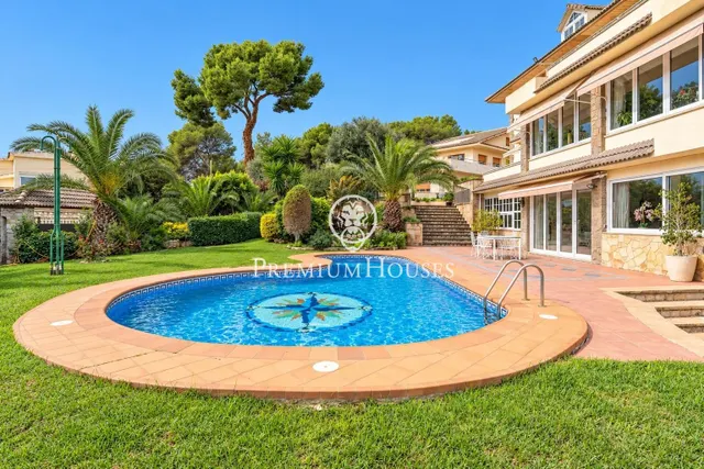 Casa independiente con vistas al mar en Montemar - foto 4