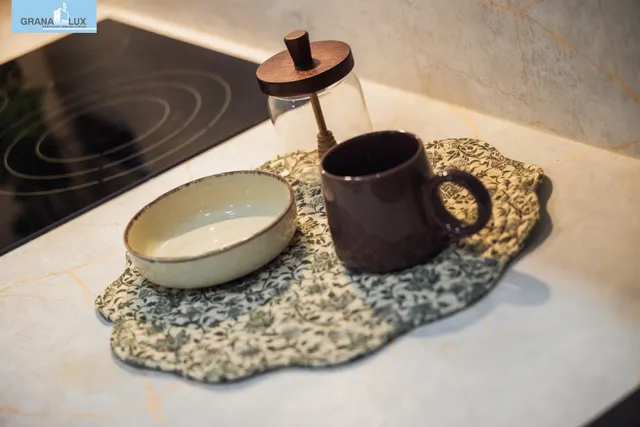 Tu refugio de diseño en el corazón de Granada: Estilo, practicidad y comodidad a pie de calle. — 22