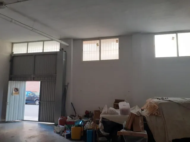 LOCAL DIÁFANO CON ALTILLO — 2
