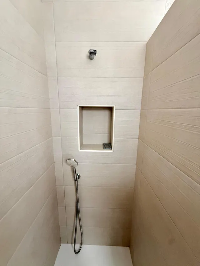 Exclusivo chalet adosado con piscina privada, amplios espacios y excelentes calidades — 24