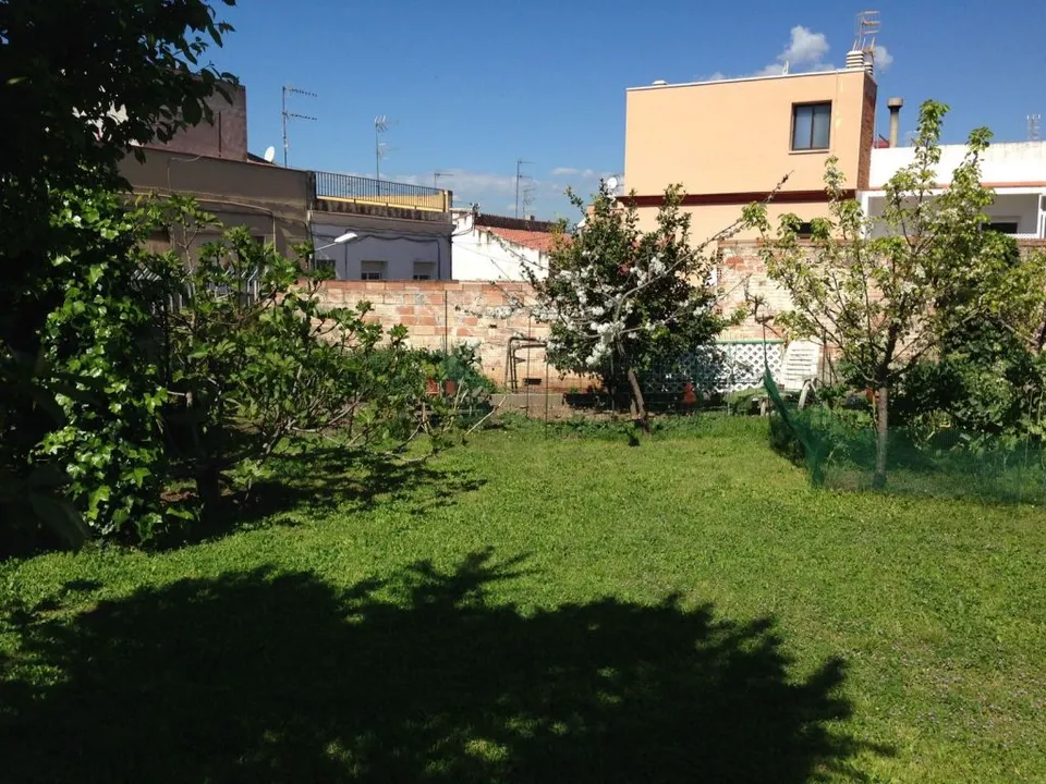 Parcela en venta en Sant Pere de Ribes, Les Roquetes