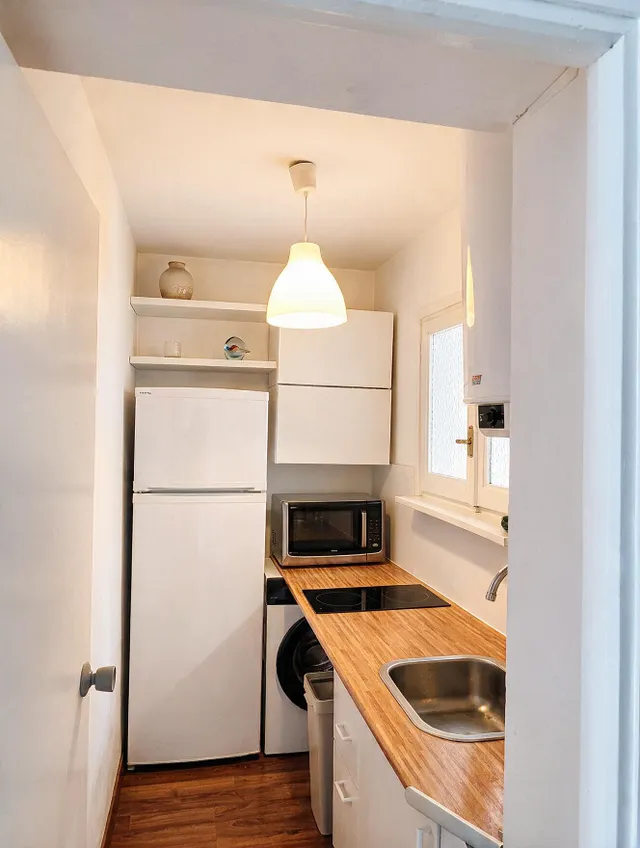 Oportunidad de Inversión y Vivienda en Granada Centro: Apartamento Luminoso junto a Gran Vía ref: DLR00284 — 12