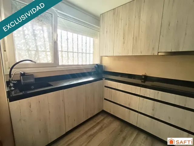 Exclusivo adosado con piscina y terraza