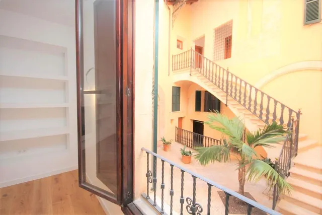 PRECIOSO DUPLEX DE OBRA NUEVA EN EL CASCO ANTIGUO DE LA CIUDAD — 18