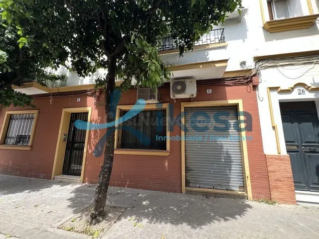 Venta de Local en Planta Baja en Triana - Sevillña - foto 2