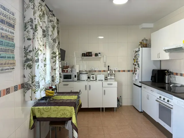 Habitación en C/ Caliza - DESDE AGOSTO 375€ — 4