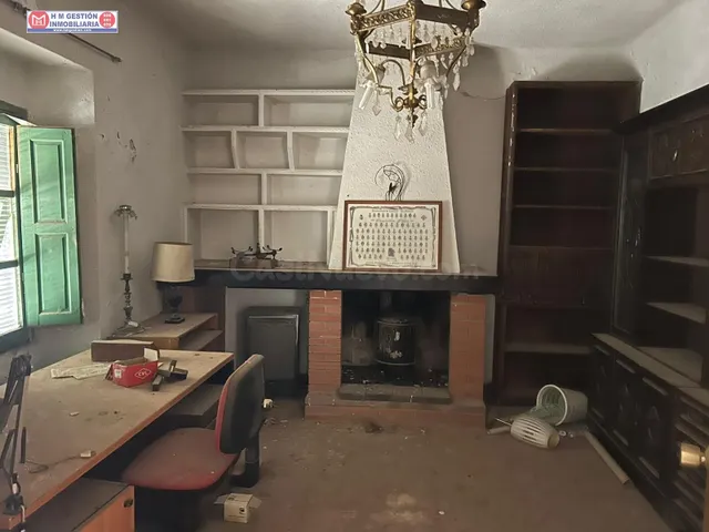 SE VENDE CASA PARA REFORMA ÍNTEGRA CON SALIDA A DOS CALLES,  - foto 4