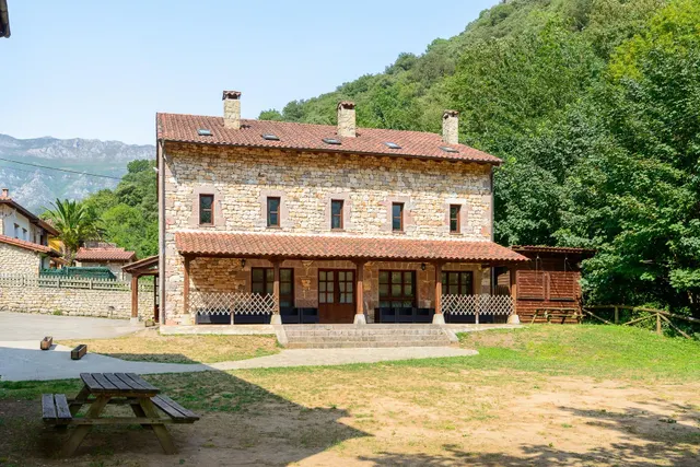 Complejo turístico en venta en cabrales: 32 habitaciones y 96 plazas entre los picos de europa y la costa asturiana — 27