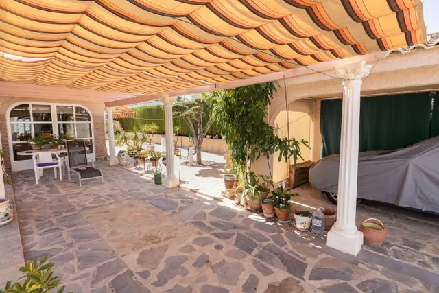 Villa 4 habitaciones 180m² en venta - Lomas de Cabo Roig - foto 4
