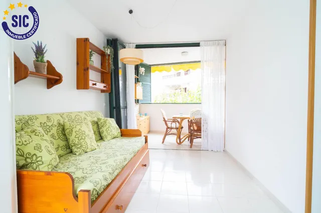 Coqueto apartamento lateral en primera línea en Playa Morro de Gos — 11