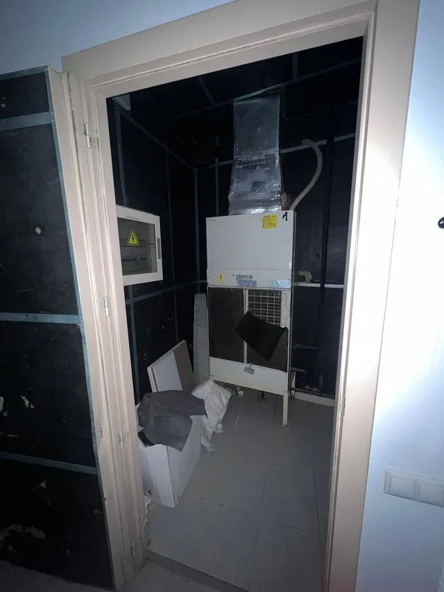 Local comercial en Obispo Benlloch — 40