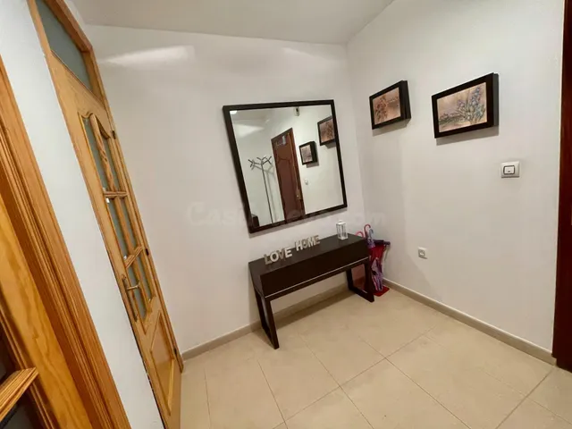 VIVIENDA DE 4 DORMITORIOS EN ZONA POLITÉCNICA - foto 4