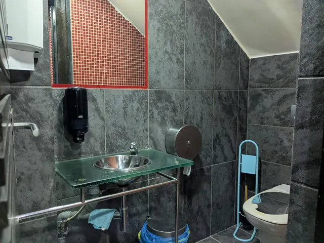 Local comercial 111m² en venta - Villananitos — 16