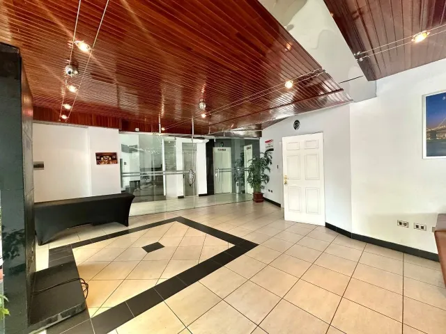 Local comercial 200m² en alquiler - Central norte - foto 5