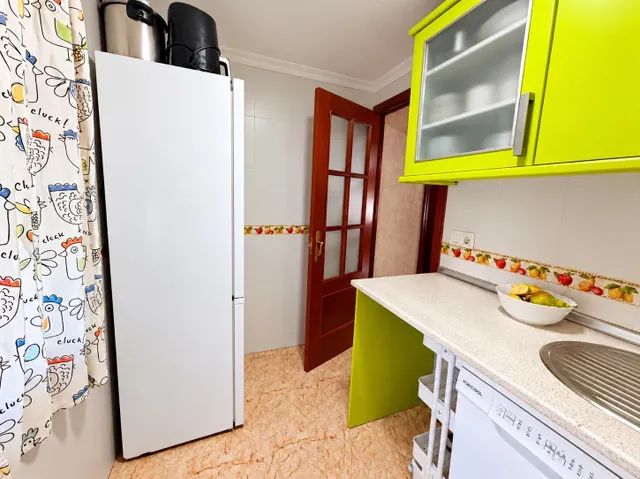 Bajo de 3 habitaciones con patio en Avenida La Serrana, Jerez de la Frontera — 13