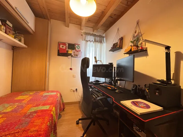 Acogedor DÚPLEX de 2 DORMITORIOS y 2 BAÑOS — 3