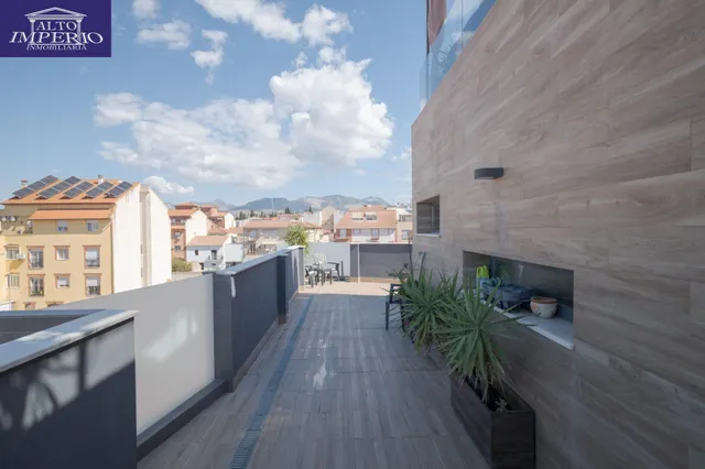 Ático dúplex con piscina en Maracena — 50