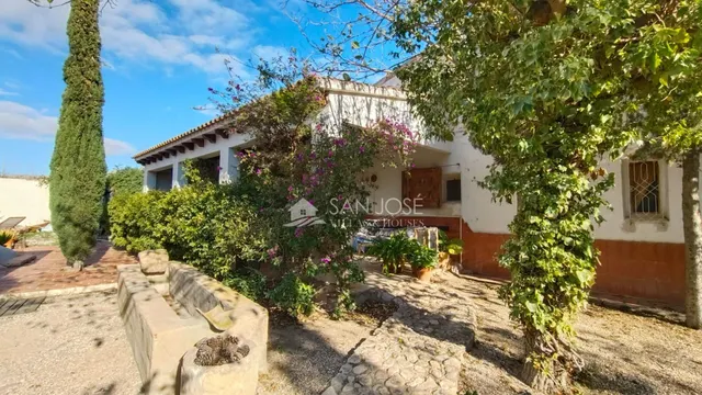 VENTA DE CHALET DE LUJO EN MONFORTE DEL CID — 37