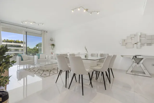 Apartamento 3 habitaciones 110m² en alquiler - Costa Del Sol - foto 4