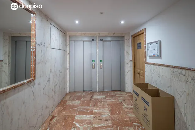 Impresionante piso en el centro de Granada. — 13