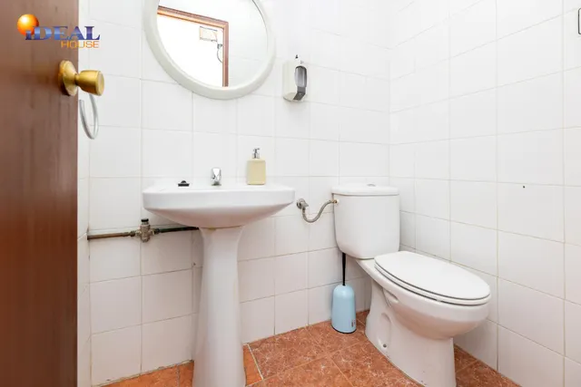 Invierte en tu negocio con este Local comercial en Parque Nueva Granada — 14