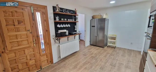 Encantadora Parcela Rústica con Piscina Privada y Chalet en Entorno Tranquilo — 19