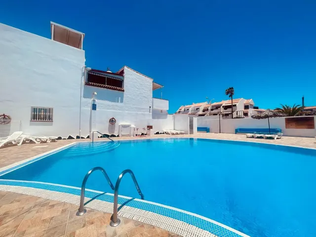 En venta Apartamento en Costa del Silencio, residencial Chay - foto 2