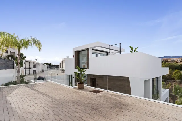 Villa 6 habitaciones 352m² en alquiler - Costa Del Sol — 31