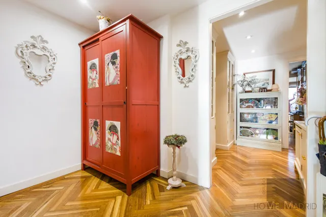 ESTUDIO HOME MADRID OFRECE gestiona la venta de la NUDA PROPIEDAD, fabuloso piso de 197 m2, en el distrito de Moncloa-Aravaca. — 38