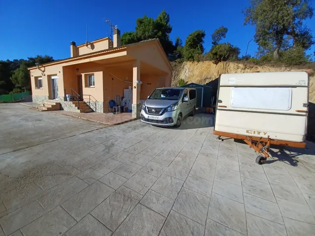 FABULOSA CASA EN VENTA EN PALAFOLLS — 2